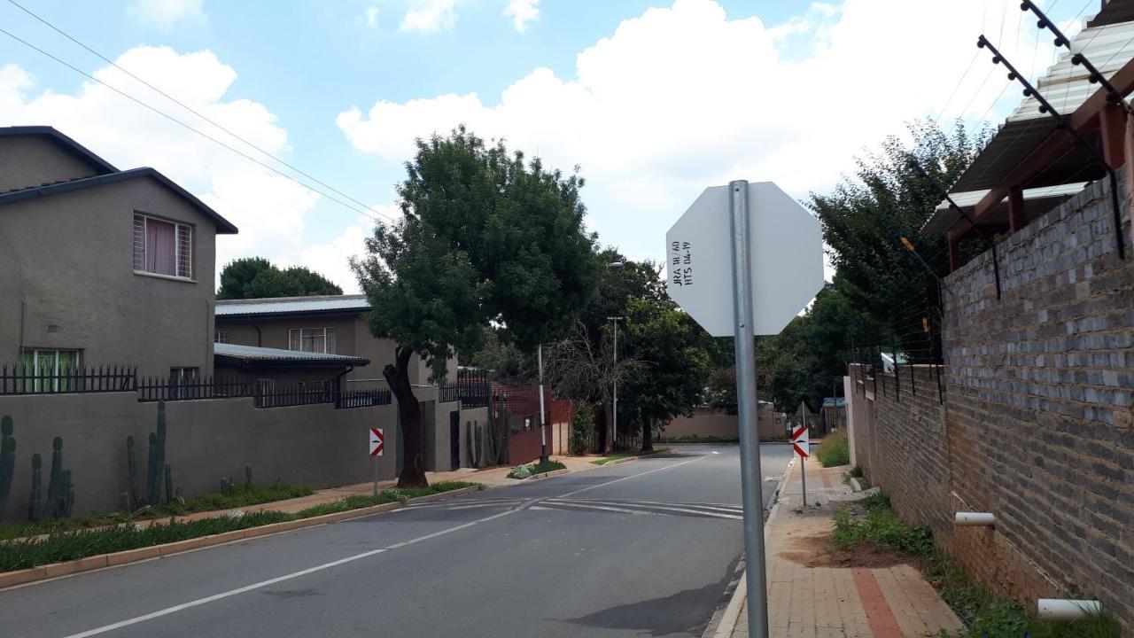 Relax in Aberdeen Johannesburg Exterior foto